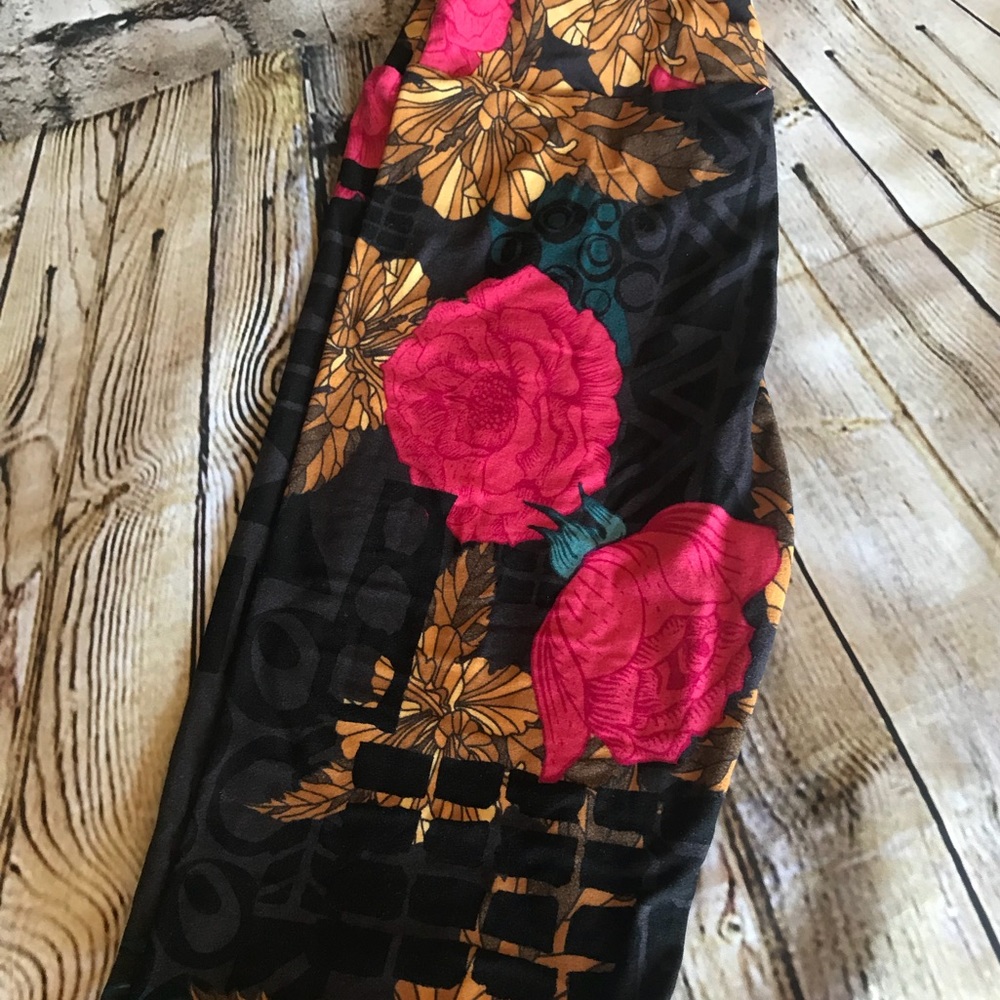 LuLaRoe Leggings NWT OS